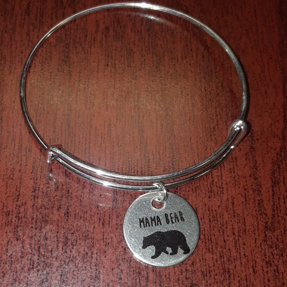 🌸4/$25🌸 New Mama Bear Bracelet - Picture 2 of 2